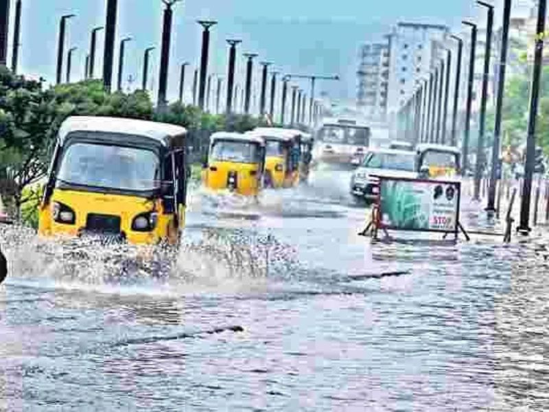  రాష్ట్రంలో విపరీతమైన వర్షాలు వాయుగుండంగా బలపడిన అల్పపీడనం